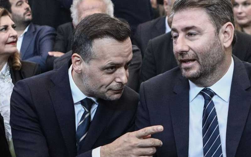 ΠΑΣΟΚ: οι αρχηγοί αλλάζουνε αλλά τα χρέη μένουν    