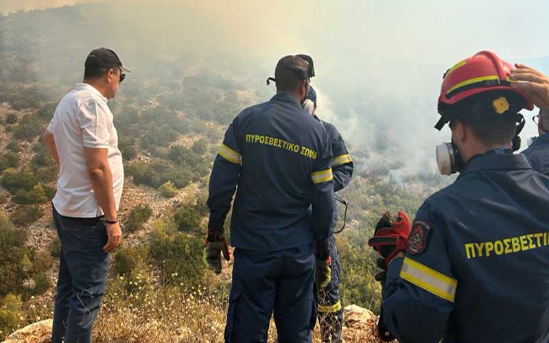 Ο Πρόεδρος των ΣΠΑΡΤΙΑΤΩΝ Βασίλης Στίγκας στο πύρινο μέτωπο της Αττικής