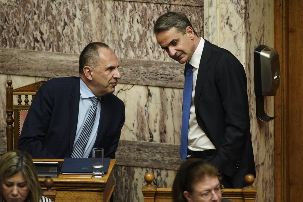 Μητσοτάκης - Γεραπετρίτης: Το θλιβερό δίδυμο