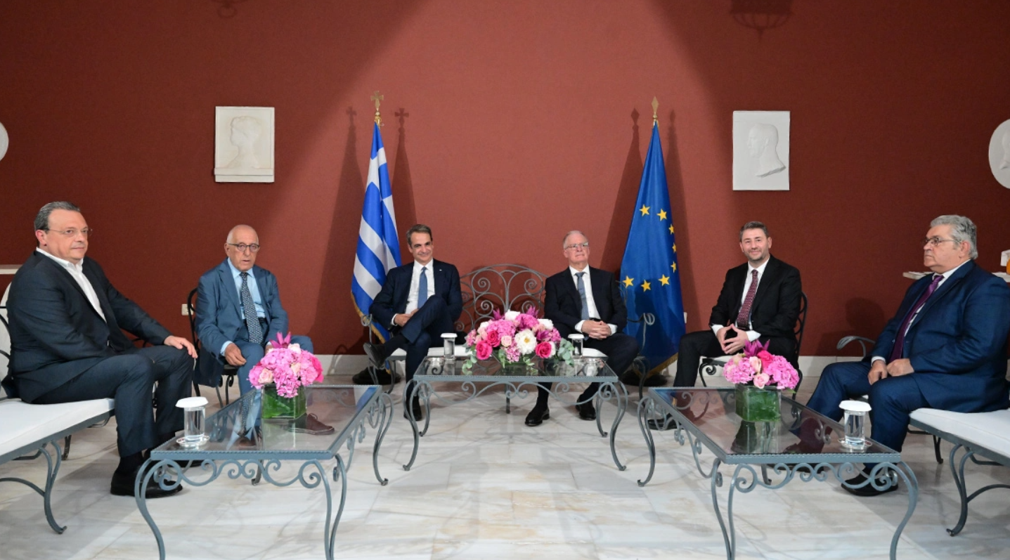 Η «Γιορτή της Δημοκρατίας» και το Θράσος των Υποκριτών